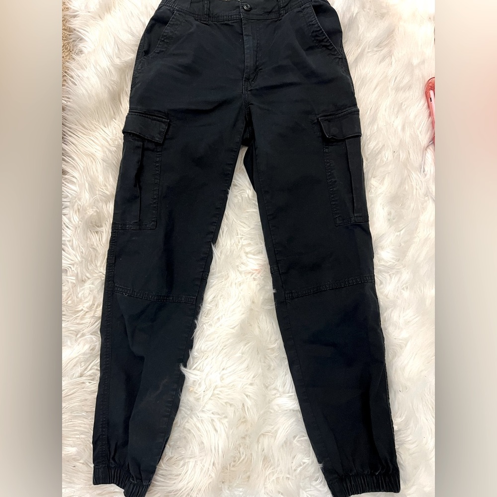 American Eagle Cargo Pants